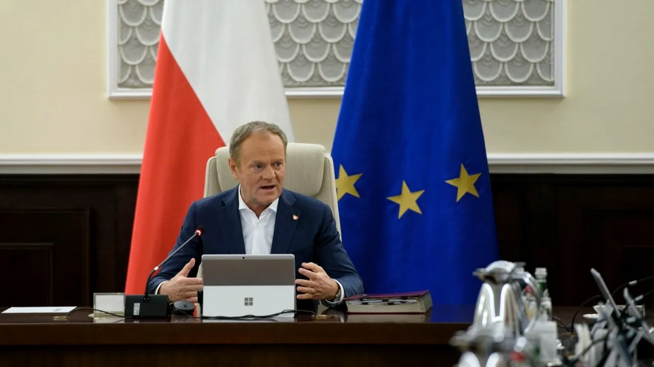 Uniunea Europeană a stabilit un termen de cinci ani pentru creșterea capacității de APĂRARE/ Premierul Poloniei sprijină inițiativele militare