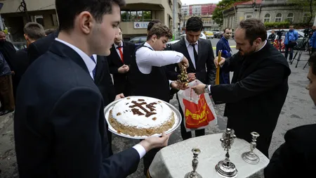 Victimele incendiului din Colectiv au fost uitate. Câte persoane au participat la slujba de pomenire