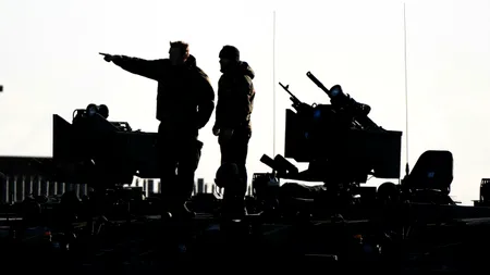 Financial Times: UE analizează redirecționarea a 93 de miliarde de euro din fondurile de redresare post-pandemie spre sectorul de APĂRARE