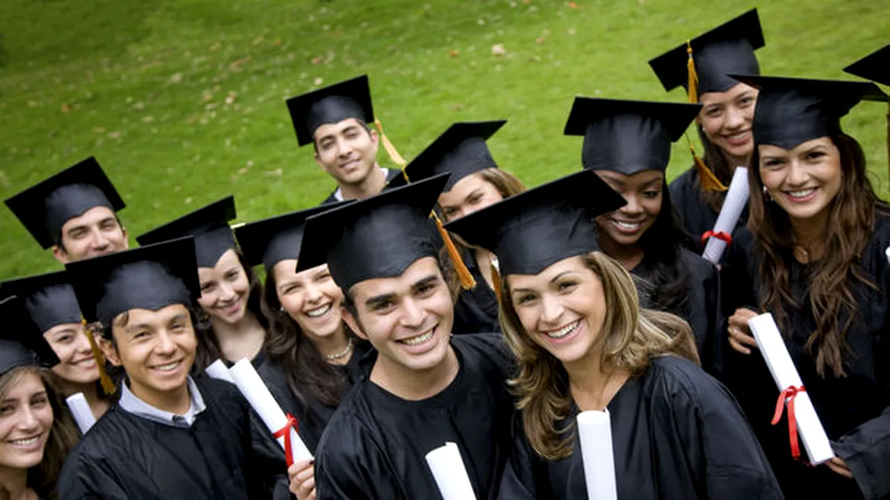 Șeful Continental: Trebuie să convingem părinții că nu toți copiii au nevoie de facultate
