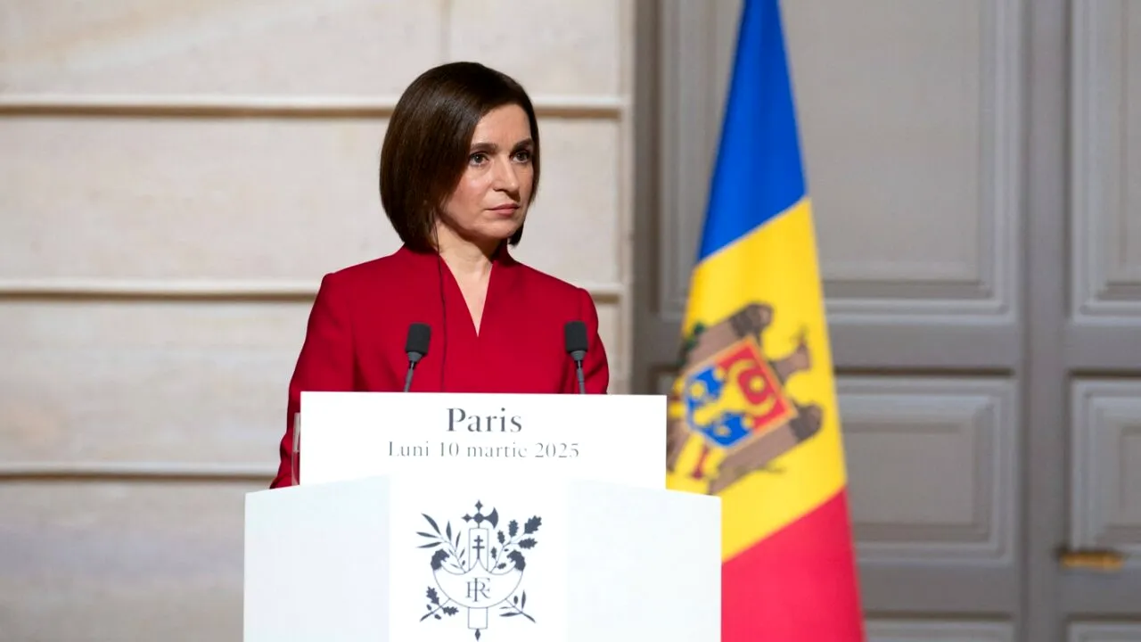 Maia Sandu vine la SFINȚIREA Catedralei Mântuirii Neamului. Se va întâlni și cu Nicușor Dan