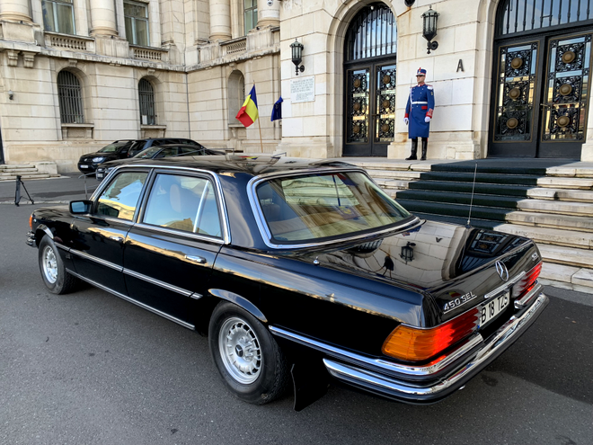Mercedesul blindat din timpul regimului Ceaușescu, o bijuterie extrem de valoroasă în patrimoniul MAI