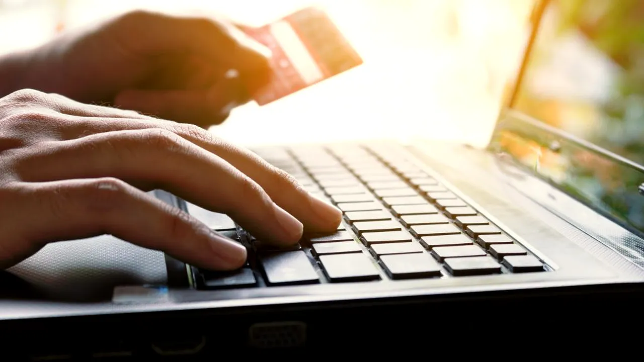 Noi protocoale de securizare a plăților online cu cardul. Cum vor fi autentificate tranzacțiile începând de anul viitor?