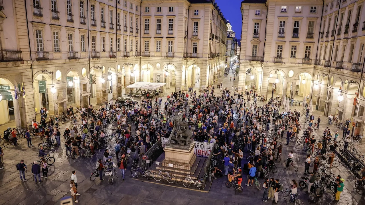 Proteste în Italia după moartea unui unui băiat de 7 ani, lovit de o mașină în drum spre școală