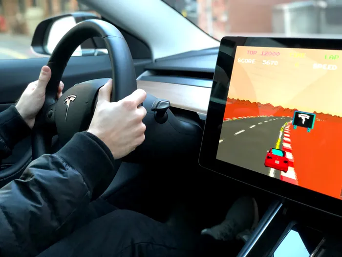 Tesla recheamă aproape 3 milioane de mașini în service. Ce probleme de siguranță au fost descoperite