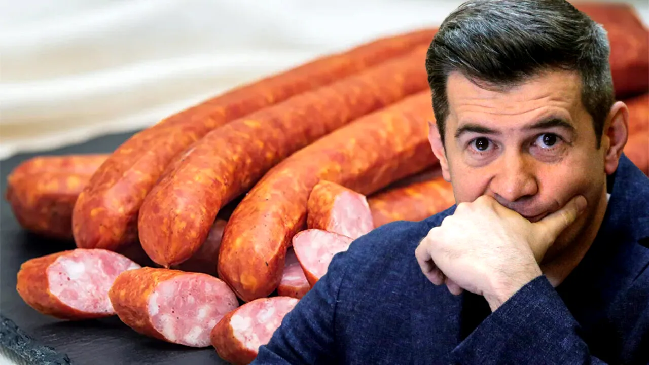 Mănânci cabanoși de la Fox? Din ce sunt făcuți, de fapt, potrivit lui Dragoș Pătraru