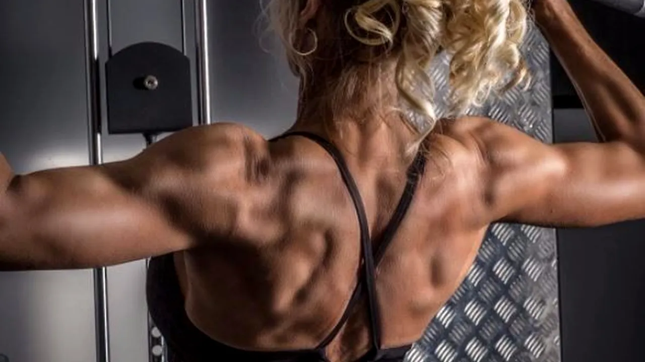 Și-a pierdut toți prietenii pentru că este prea frumoasă. Cum arată femeia care a trăit o dramă toată viața ei