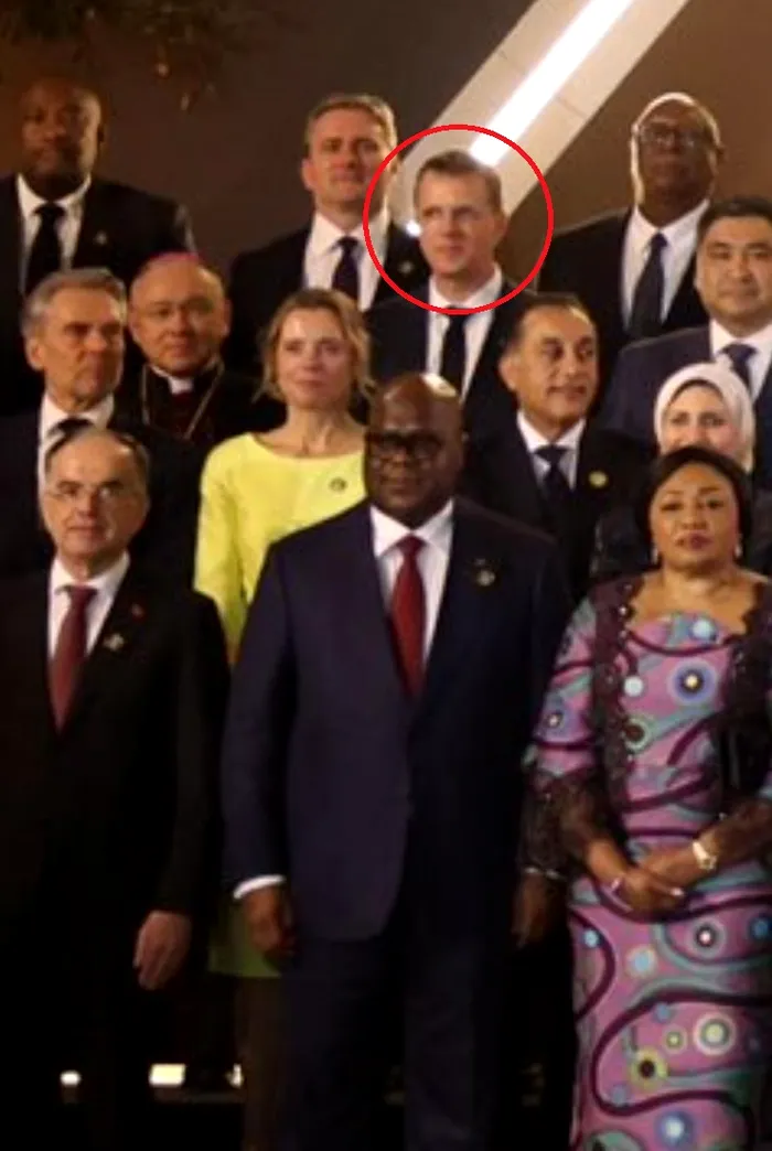 Ministrul Apărării, Ionuț Moșteanu, surprins la inaugurarea muzeului de Arheologie din Egipt