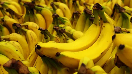 ANSVSA: Banane cu pesticide și înghețată cu substanțe cancerigene, retrase de la vânzare