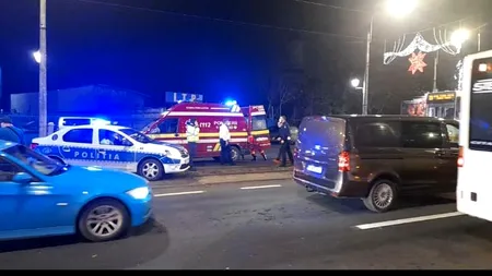 Femeie însărcinată în 9 luni, care plecase spre spital să nască, implicată într-un accident auto în Capitală