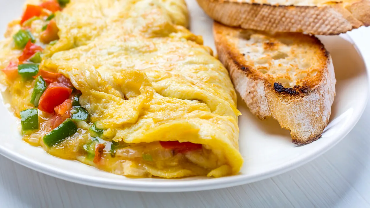 Bloggeriță șocată după ce a PLĂTIT peste 1.000 de lei pentru un mic dejun. Ce conținea acesta