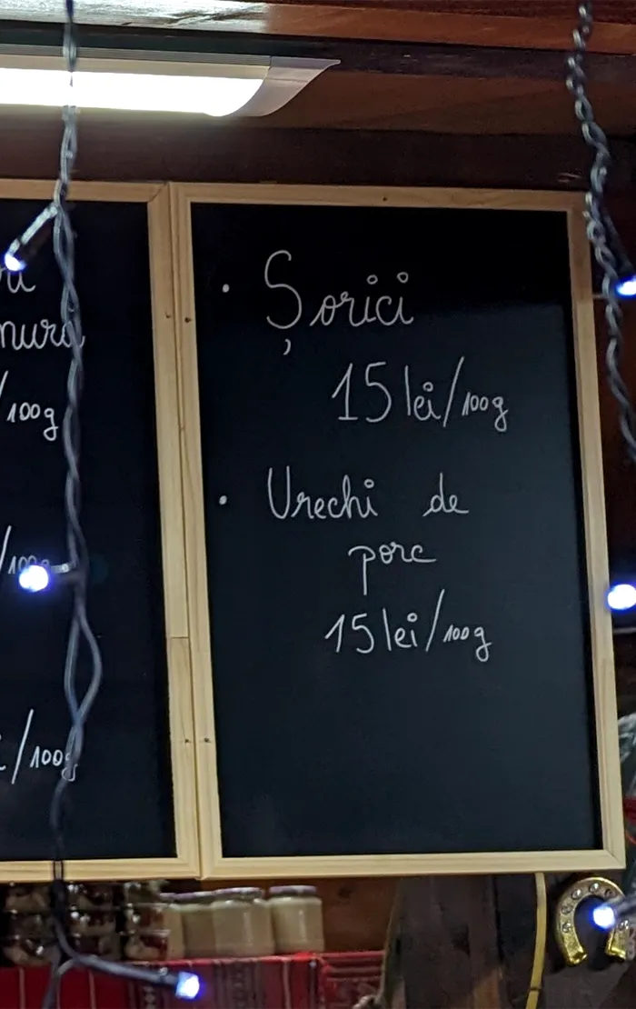 Prețul uriaș cu care se vinde 1 kg de șorici, la Târgul de Crăciun din Piața Constituției