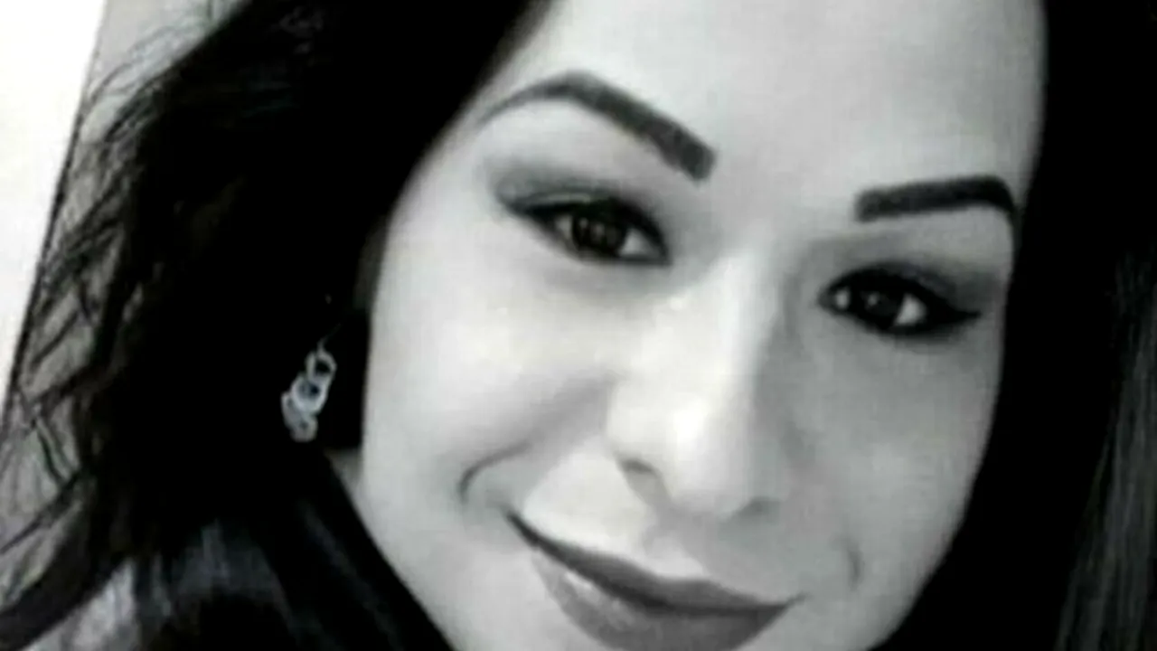 Șocant: „Monalisa”, unul dintre cei mai cunoscuţi travestiţi din Iaşi, a murit în timp ce era LIVE pe Facebook