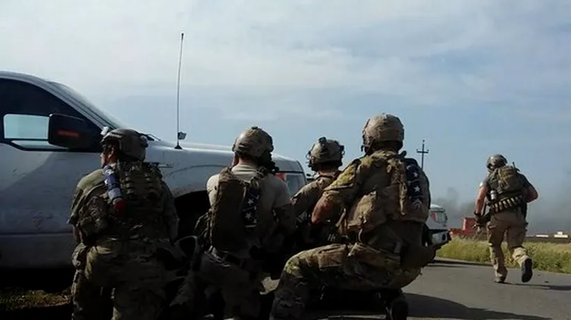 Imagini de război. Trupele SEAL luptă cu ISIS