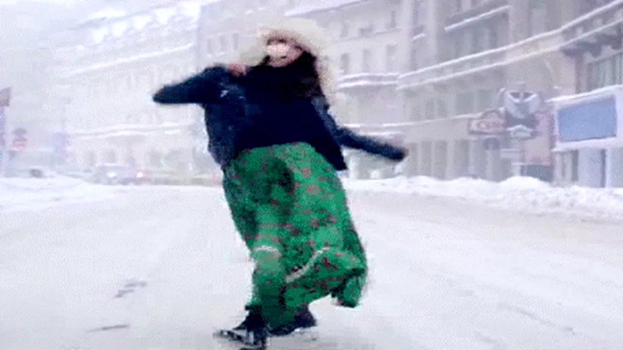 HAPPY, fenomenul care a pus Bucureștiul pe HARTA MONDIALĂ A FERICIRII. Brancardierul cu haz de la Universitar: „Când vedem că oamenii suferă, le mai spunem o glumă să-i scoatem din amărăciune