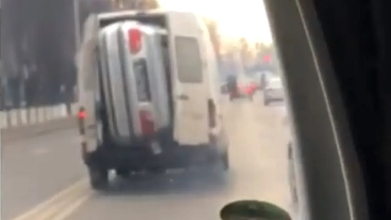 Improvizație periculoasă | Mașină „îndesată