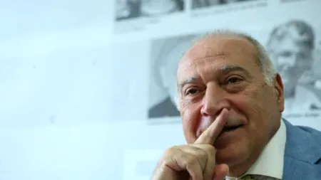 Dan Voiculescu spune în declarația de candidatură că a colaborat cu Securitatea. Precizările cu asterisc ale fondatorului PC