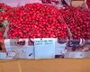 Cât costă un kilogram de cireșe în mai 2025 într-o piață din București? „Faci credit să duci acasă la copii”
