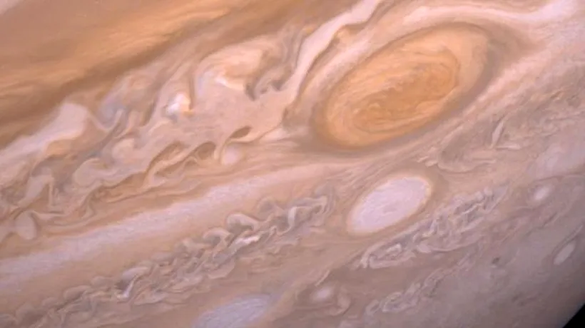 Misterul petei uriașe de pe Jupiter a fost rezolvat