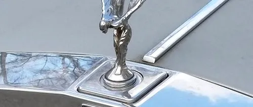 Ce se întâmplă dacă încerci să furi statueta de pe un Rolls-Royce. VIDEO