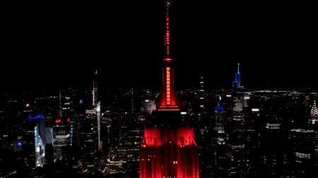 Empire State Building din New York, iluminată în roșu pentru a sărbători Anul Nou Chinezesc