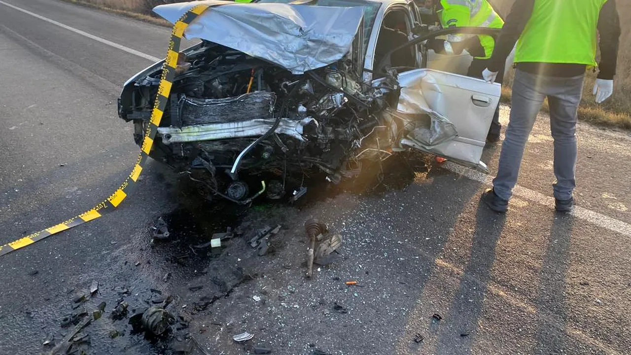 Grav accident auto pe centura Timișoarei, provocat de o șoferiță de 19 ani. Trei adulți și cinci copii au ajuns la spital