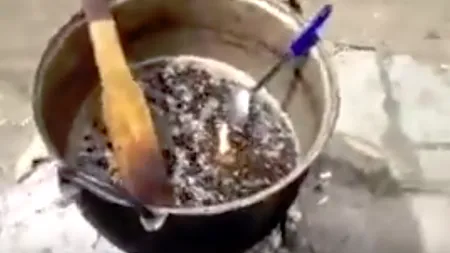 Ospăț la o primărie din Gorj: Un localnic a filmat scenele uluitoare. Cum se apără primarul - VIDEO