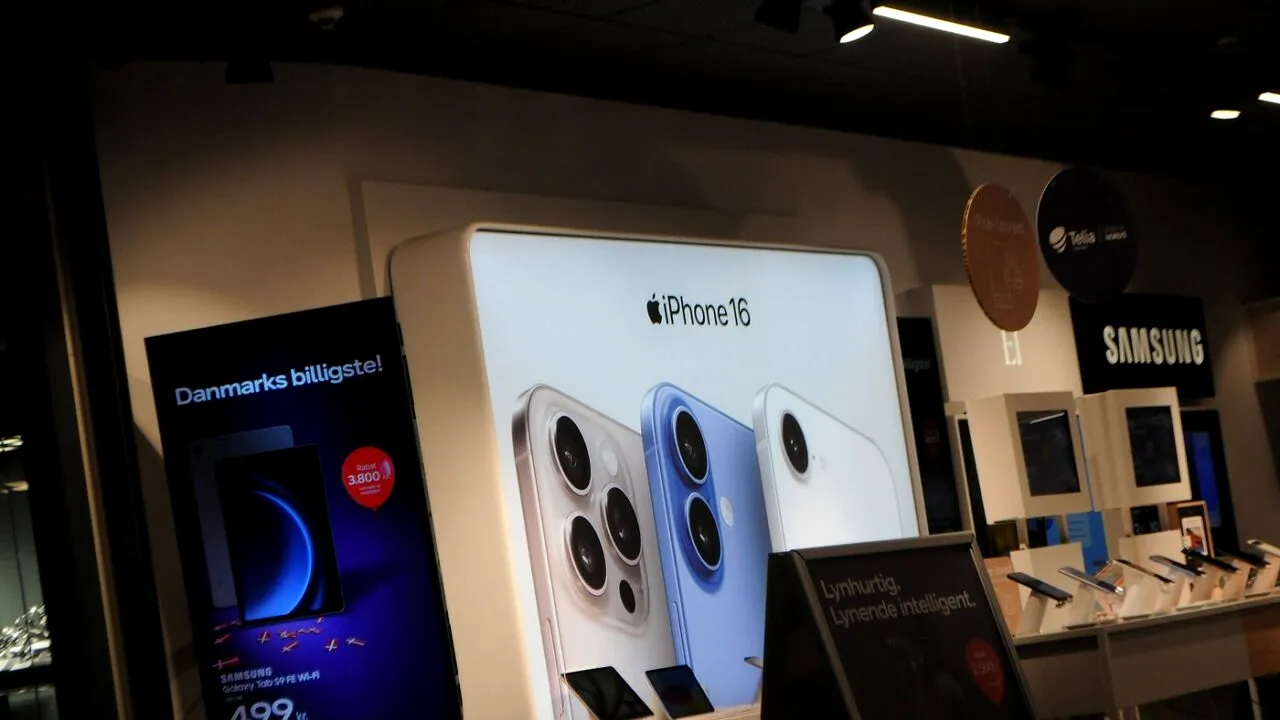 Ireal ar putea ajunge să coste un IPHONE după noile taxe ale lui Trump. Apple a trimis 5 avioane pline cu telefoane din India