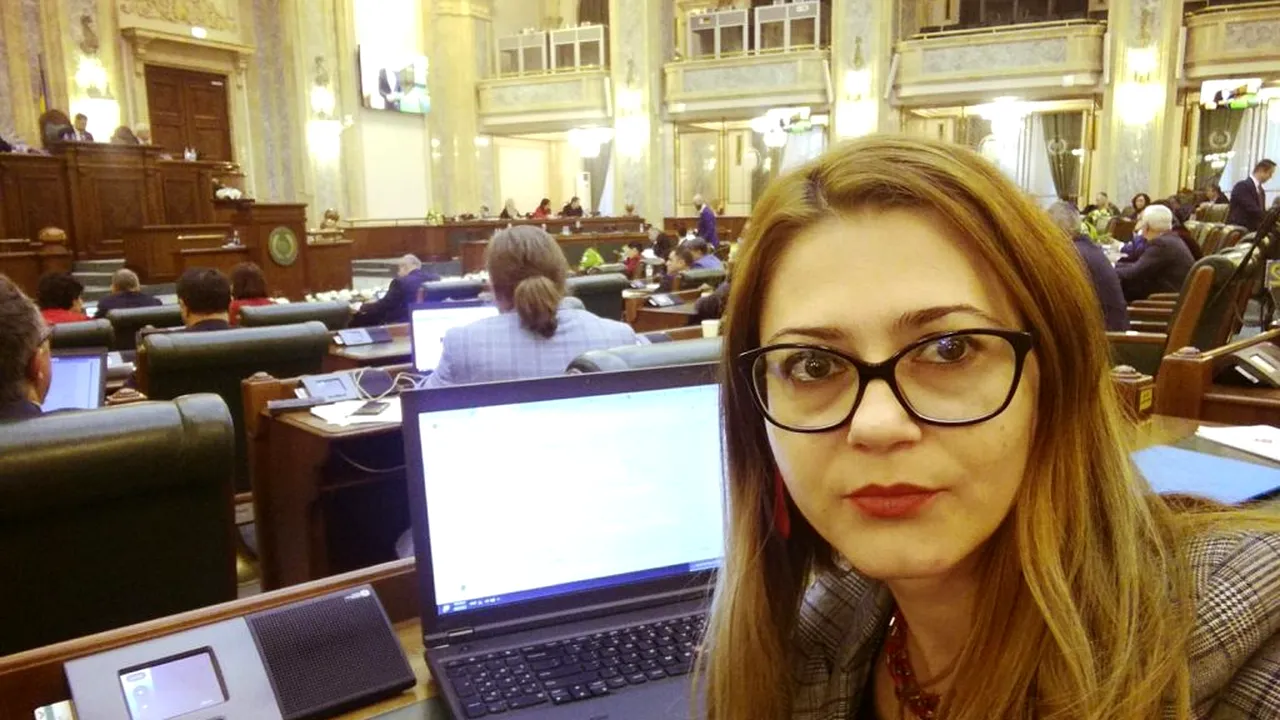 Senatoarea USR Florina Presadă a anunțat că are Covid-19, precizând și simptomele: „Câteva zile cu dureri groaznice de cap, dar când mi-am pierdut mirosul...”