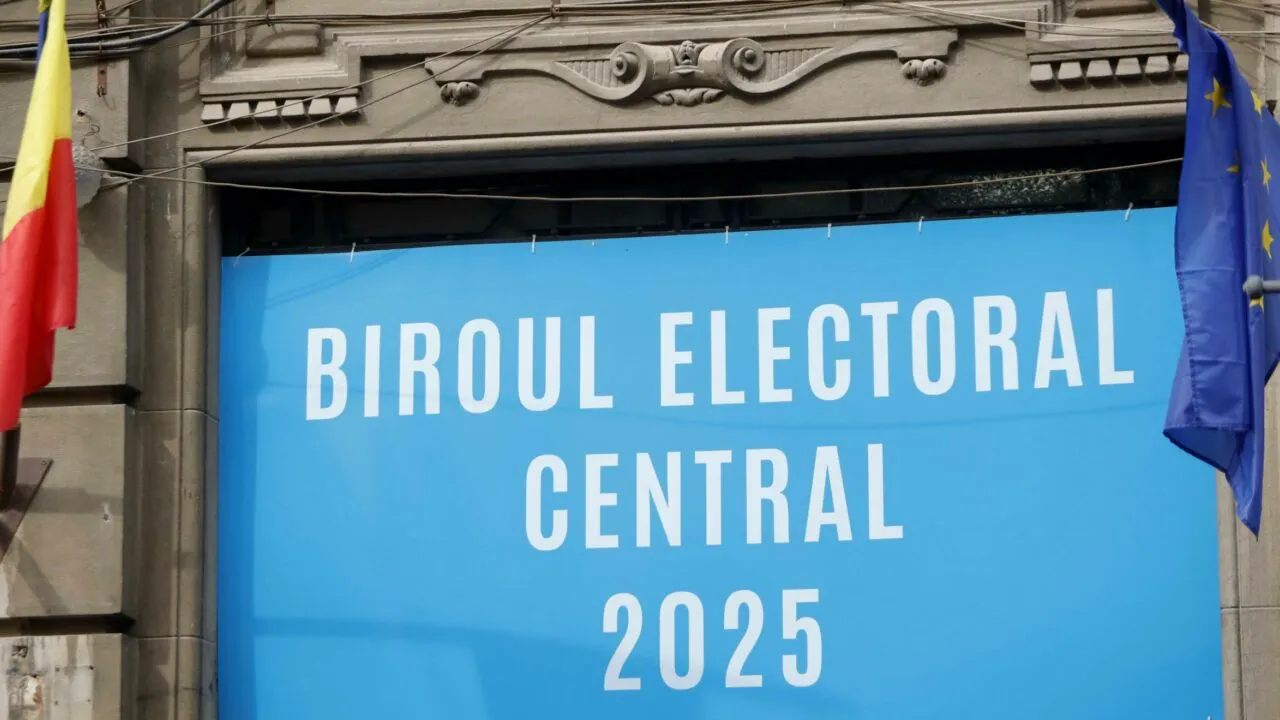 BEC: Sute de materiale de propagandă electorală cu conținut ILEGAL, înlăturate din online în ultima săptămână