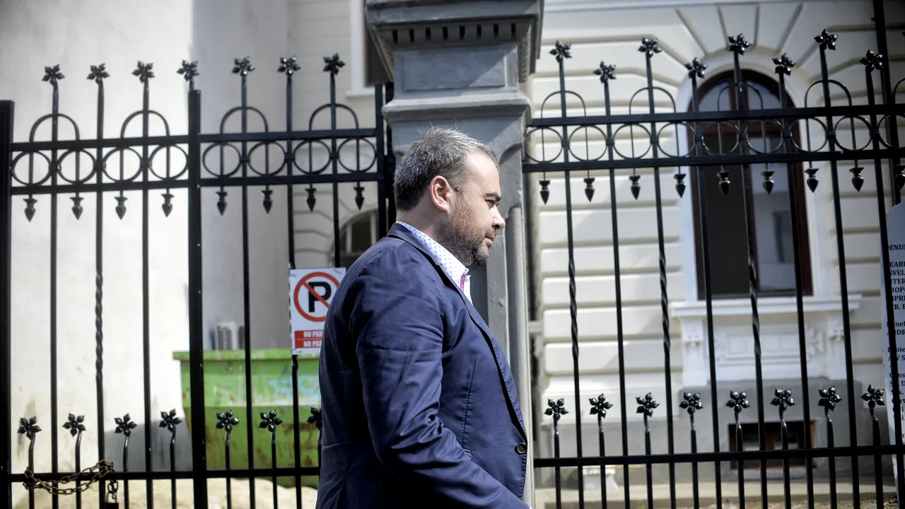 Demiterea lui Darius Vâlcov. Grupul Minorităților din Parlament cere DEZAVUAREA PUBLICĂ a atacurilor