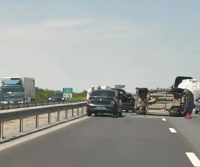 Carambol pe Autostrada București-Pitești. 11 persoane au fost implicate în coliziune