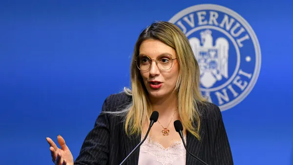 Diana Buzoianu anunță un program de 400 de milioane de lei pentru prosumatorii care vor să stocheze energia în baterii