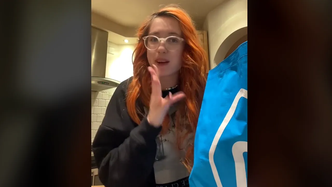 „Sunt încă în ȘOC”. Ce a cumpărat o româncă cu 60 de euro dintr-un supermarket din Olanda