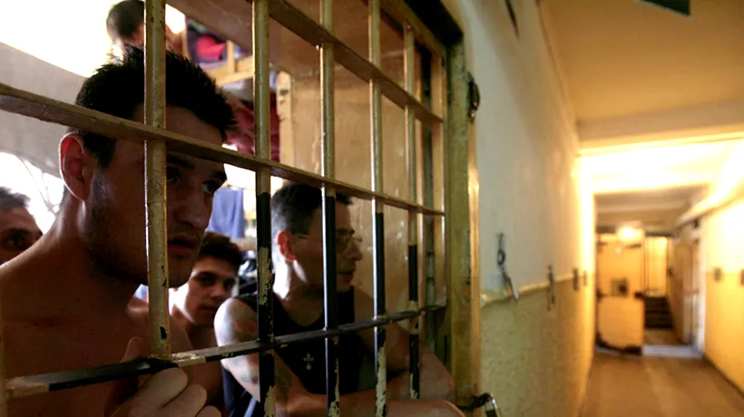 Un deținut din Bacău s-a sinucis în celulă. Bărbatul avea de ispășit o pedeapsă de 21 de ani