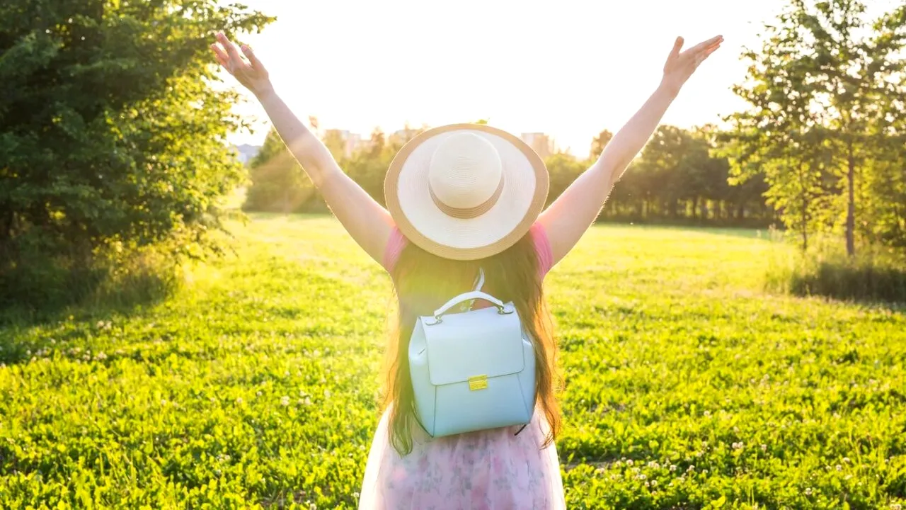 VREMEA se schimbă radical în România. Temperaturi de primăvară în mijlocul iernii. Unde se vor înregistra maxime de 17°C