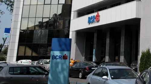 Cea mai mare bancă din România reintră pe pierdere