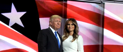 Aceasta ar putea fi cea mai ciudată fotografie cu Donald și Melania Trump de până acum. Cum au fost surprinși cei doi