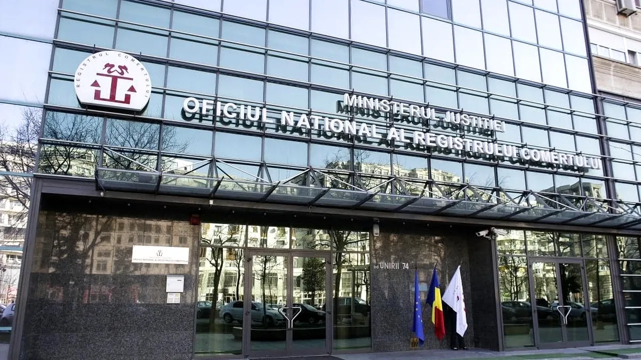 Angajații de la Registrul Comerțului, obligați să înregistreze manual cererile, incompatibile cu noua platformă. Măsuri de urgență adoptate de Guvern