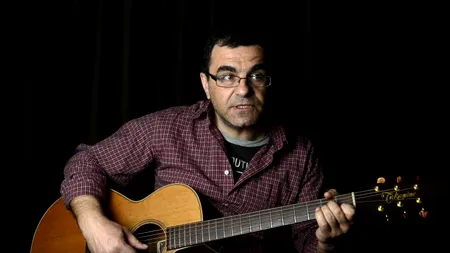 Mihai Mărgineanu, ȘOCAT de experiența de 1 mai din Vama Veche. „Plin de liceeni fără părinți. Multe fete bete, băieței cu pretenții de masculi”