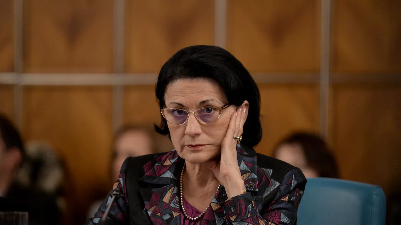 Ecaterina Andronescu nu vrea să scoată Geografia din materia de Bac: „Era doar o schiță, nu o decizie
