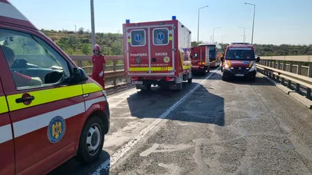 Accident rutier cu 37 de persoane implicate la Cernavodă. A fost activat PLANUL ROȘU, după ce un autocar și un microbuz s-au ciocnit!