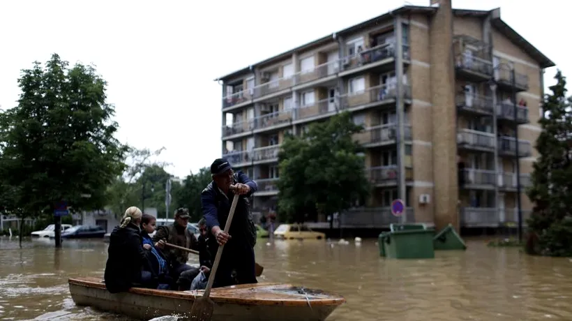 După cele mai mari inundații din ultimii 100 de ani, retragerea apelor din Serbia și Bosnia scoate la vedere o realitate cruntă