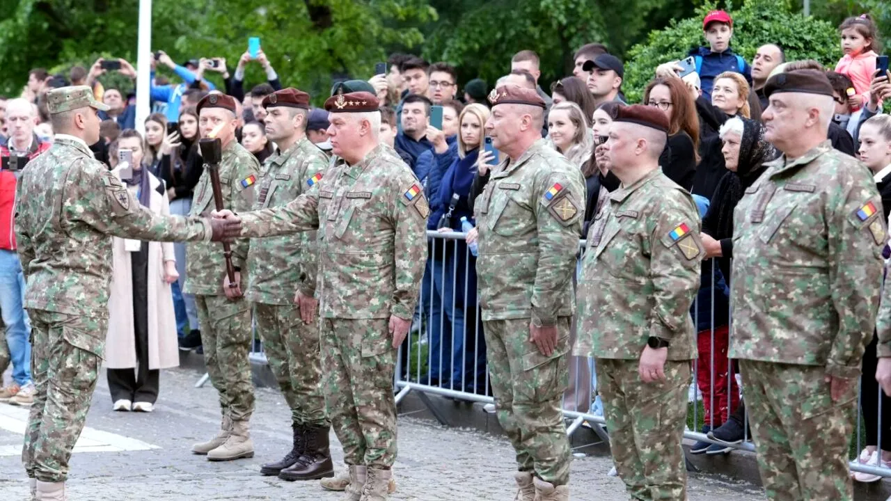 Ziua Forțelor Terestre, celebrată pe 23 aprilie. Evenimentul, marcat în mai multe localități din țară