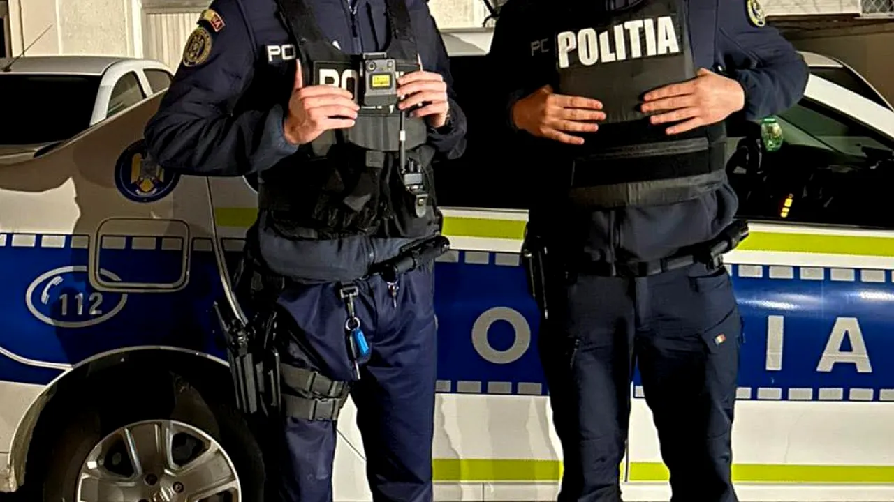 Infractor român, dat în urmărire INTERNAȚIONALĂ, a fost ARESTAT și adus în țară de polițiști