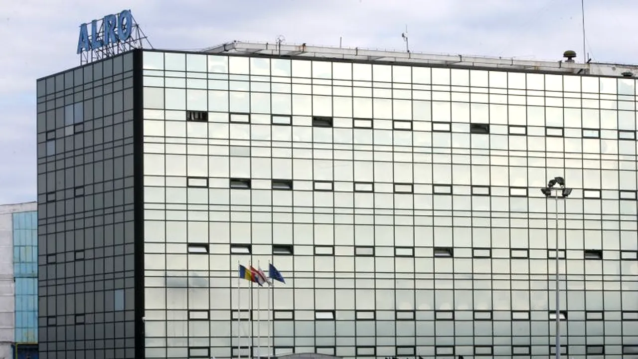 Zeci de angajați ai Alro Slatina păzesc hala de prelucrare a aluminiului de teamă să nu fie închisă