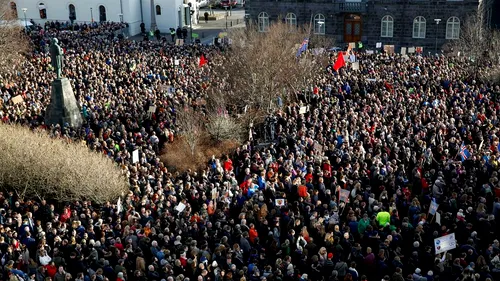 Proteste fără precedent în Islanda. Motivul pentru care se cere demisia premierului