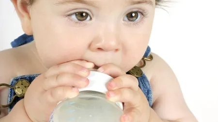 UE înăsprește regulile privind LAPTELE PENTRU SUGARI, pentru a promova alăptatul la sân