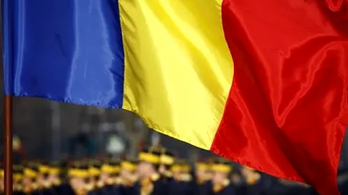1 DECEMBRIE. Kilometrul 0 al Madridului, iluminat în roșu, galben și albastru cu ocazia Zilei Naționale a României / Paris: ”O zi în care sărbătorim unitatea şi solidaritatea. Mulți români din Franța au fost în primele linii ale luptei împotriva pandemiei”