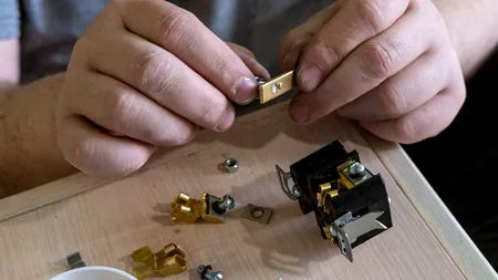 Care sunt electrocasnicele care conțin AUR de 22 karate. Este probabil ca și tu să le ai acasă